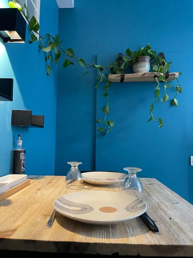 Appartement Superbe Studio Lumineux refait a Neuf ! à Gentilly 0*,